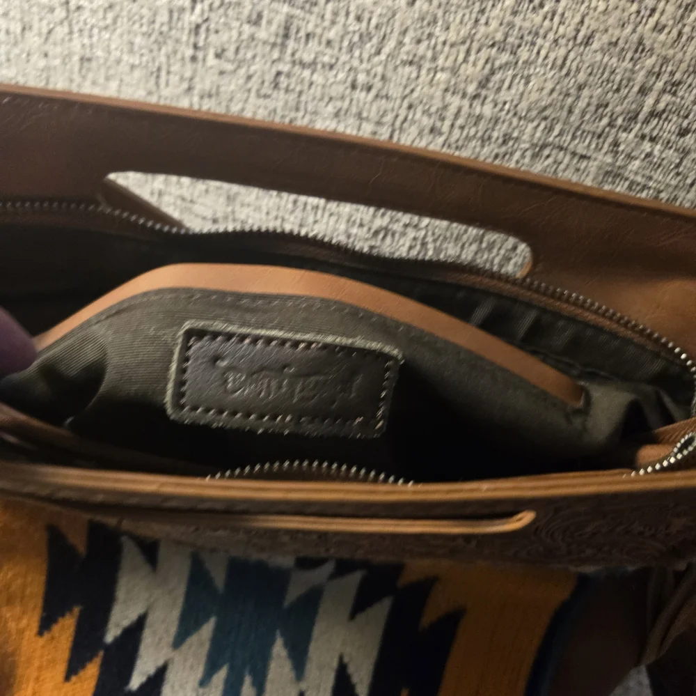 WesternTrinity Ranch conceal carry handbag leather southwestern Aztec tapestry…